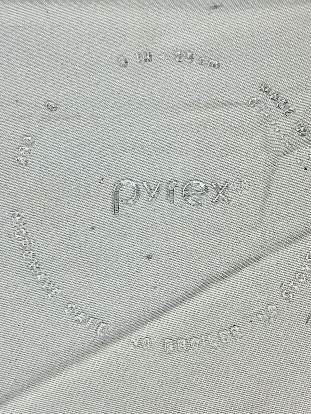 Pyrex inch round